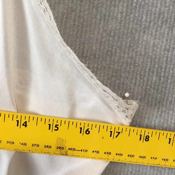 Vtg full nylon slip Tessie Made in USA cream lace Tag 40 (Bust @34”) EUC Y2K - Picture 8 of 15